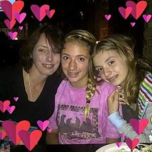 Meet your Posher, Liz